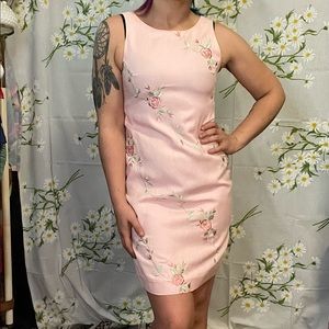Vintage 90s pastel pink rose floral embroidered button back mini pencil dress